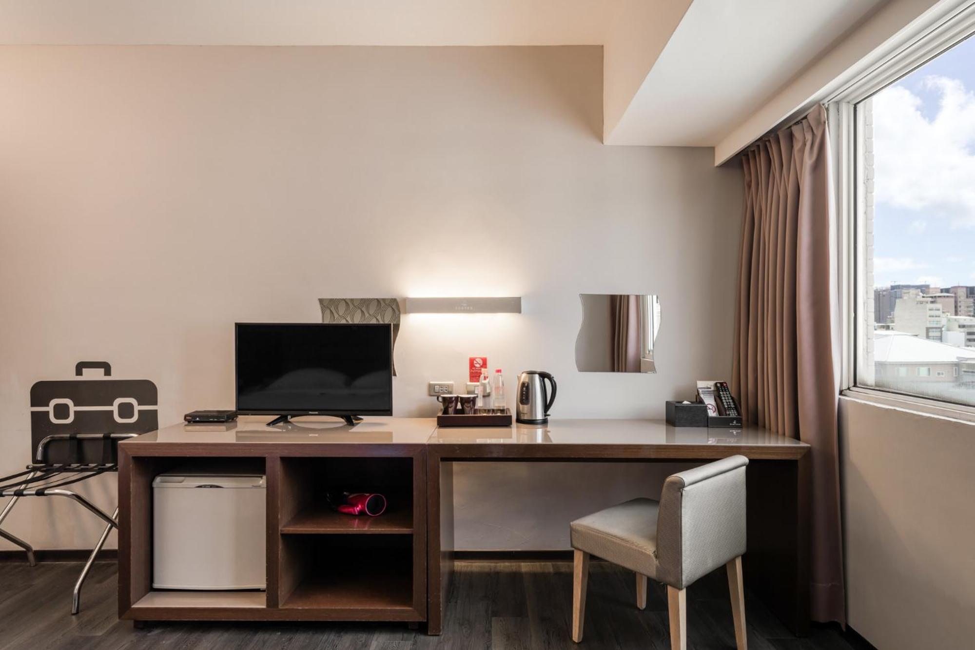 The Riverside Hotel Esthetics Kaohsiung Eksteriør bilde